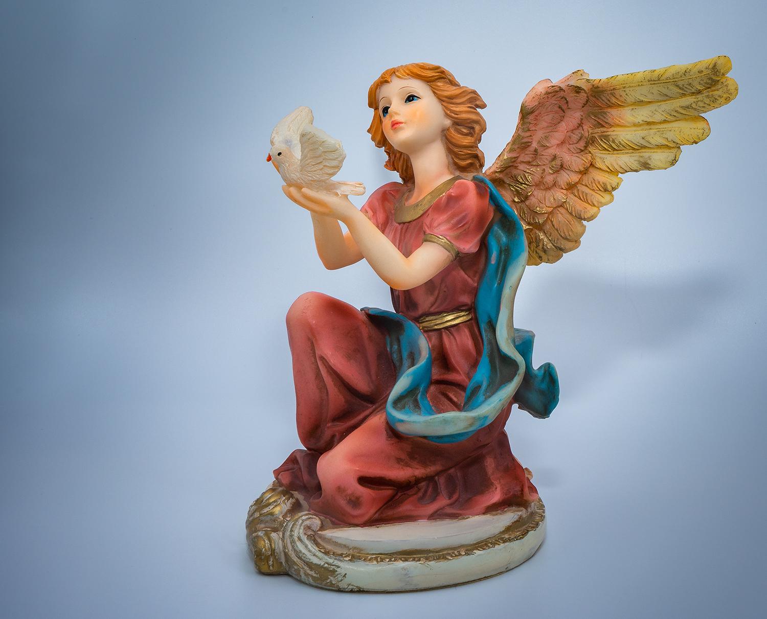 Engel mit Taube