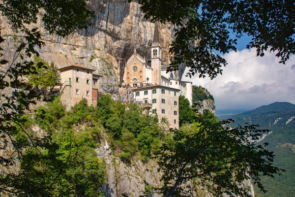 Bergkirche Madonna della Corona - Italien