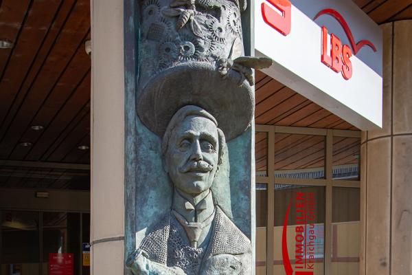 Bronzeskulptur in Sinsheim - Baden-Wüttemberg