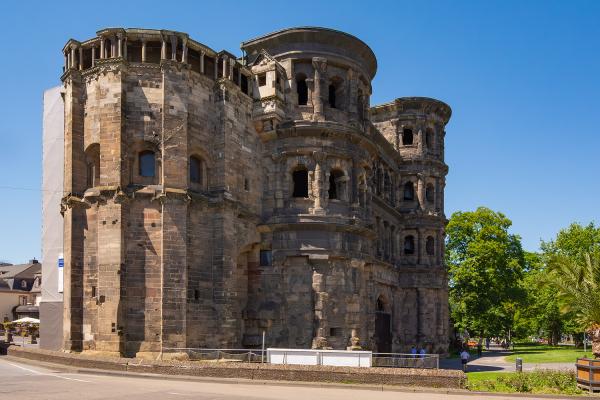 Die Porta Nigra in Trier - Rheinland-Pfalz