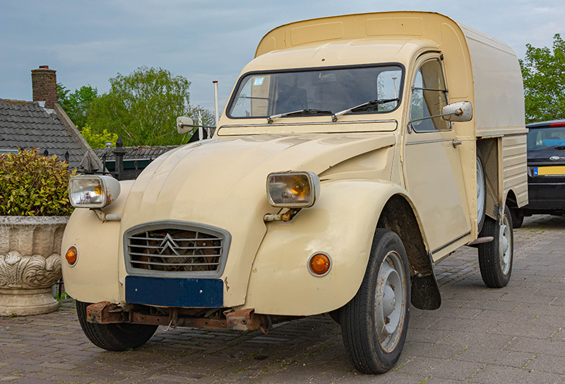 Kasten-Ente Citroen 400